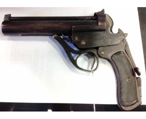 WESTLEY RICHARDS RARE .177 'HIGHEST POSSIBLE' (FIRST MODEL) AIR PISTOLserial no. 769, circa 1910-15, 9in. barrel, air cylinde