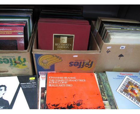 Classical Interest - Over forty box sets including labels Decca, EMI, Deutsche Grammophon, Vox, Argo etc. - Beethoven Edition