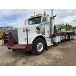 2005 KENWORTH T800 T/A W/ TAG AXLE GIN POLE TRUCK ODOMETER READS 123,875 MILES, METER READS 1371