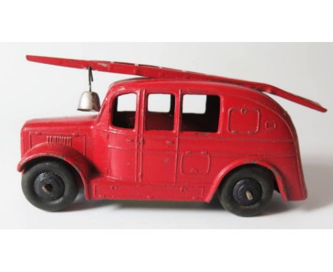 Dinky 25h Streamlined Fire Engine with black hubs