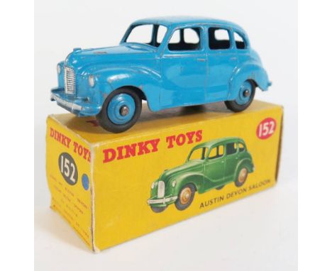 Dinky 40d / 152 Austin (A40) Devon in light blue with light blue hubs, boxed