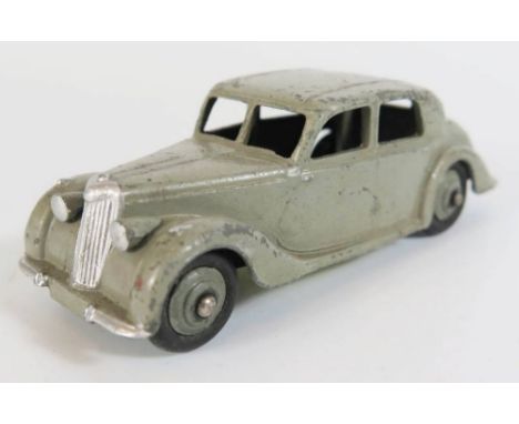 Dinky 40a Riley Saloon 47-53 in light grey with grey hubs