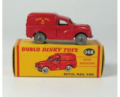 Dinky 068 ROYAL MAIL Morris Van with grey knobbly wheels, boxed
