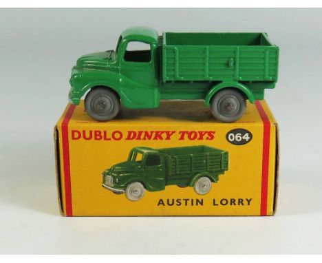 Dinky 064 Austin Lorry in green with smooth tyres, boxed
