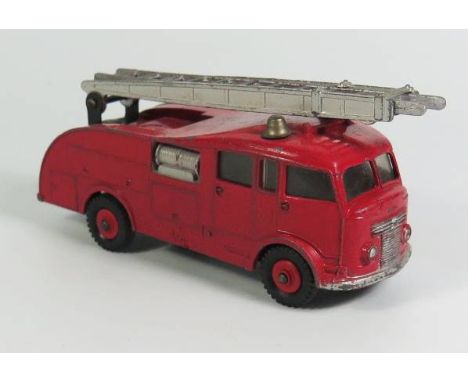 Dinky 555 Fire Engine (Commer) with silver ladder