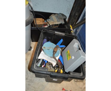 TWO PLASTIC TRAYS CONTAINING HAND TOOLS