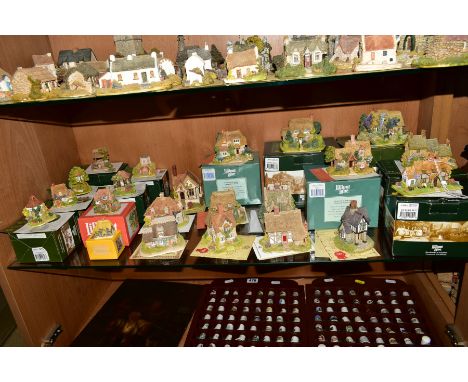 TWENTY TWO LILLIPUT LANE SCULPTURES FROM SPECIAL EVENTS/MUCH LOVED CUSTOMERS etc, (most with deeds) 'Ye Olde Jug' (boxed), 'N