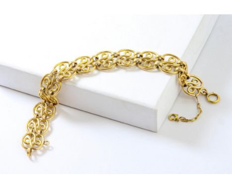 Fancy link yellow gold bracelet, with bolt ring clasp and safety chain, stamped 18 ct, 20cm in lengthCondition Report:  Overa