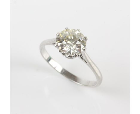 Single stone diamond ring, old European cut diamond weighing an estimated 2.05 carats, claw set in platinum, ring size PCondi