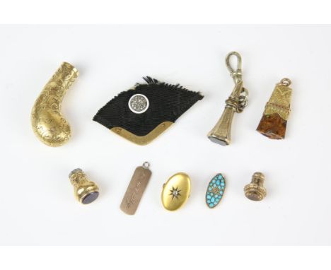 Mixed group of antique items including a rose cut diamond set popper, a turquoise and diamond set panel in 9 ct, a broken bou