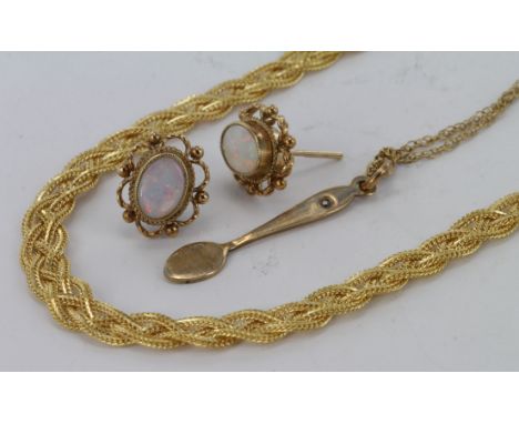 9ct Gold Bracelet, Spoon Pendant and Opal Set Earrings weight 5.9g