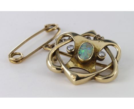 15ct yellow gold opal and seed pearl brooch, weight 5.8g.