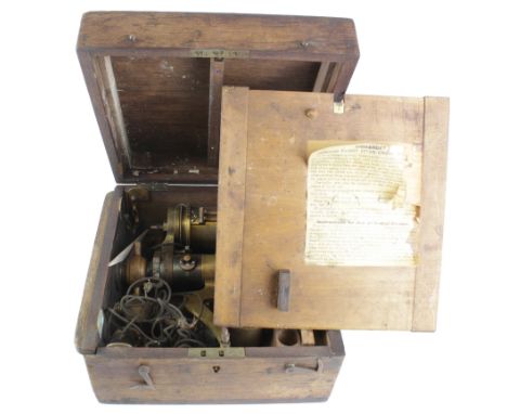 Richards brass Improved Patent Steam Engine Indicator (no. 17468), by Davis, Derby, contained in original fitted case