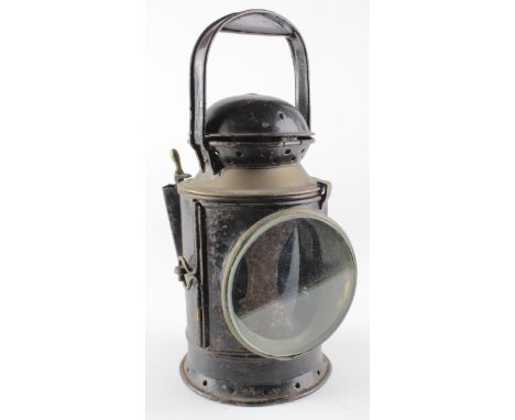 Railway interest. A British Rail lamp 'BR (W)', by C. Polkey Ltd, height 30cm approx.