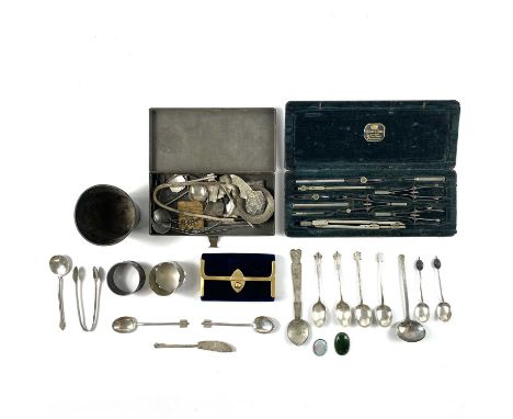 A small quantity of silver and white metal scrap. Also including a Chinese napkin ring, an unused 1895 velvet bound diary and