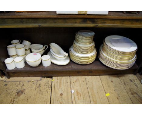A Royal Worcester 'Viceroy' pattern part tea and dinner service.  