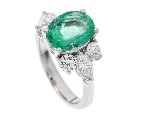 Smaragd-Diamant-Ring WG 750/000 mit einem natürlichen, unbehandelten, oval fac. Smaragd 3,0 ct in einem leuchtenden, helleren