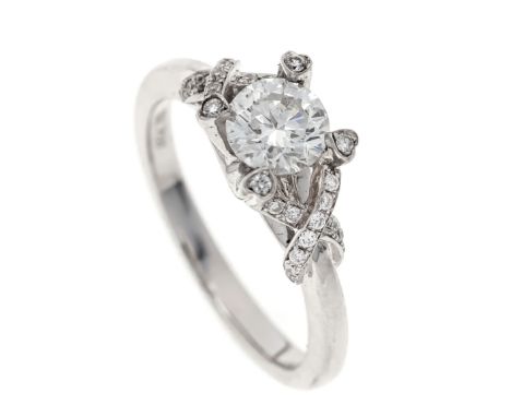 Brillant-Ring WG 750/000 mit einem Brillanten ca. 0,77 ct TW-W/SI1 und 24 Brillanten, zus. 0,15 ct (punziert) W/SI, RG 54, 5,