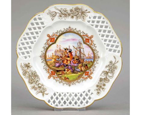 Bildteller mit Kauffahrteiszene, Meissen, Knauff-Schwerter 1850-1924, 2. W., im Spiegel vierpassige Reserve mit vielfiguriger