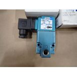 Lot of (5) Mac 200 Inline Direct Solenoid Valves