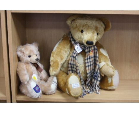 A MERRYTHOUGHT COLLECTORS BEAR, made exclusively for Teddy Bears of Witney, No.655 of 5000, with a Merrythought Collectors Cl