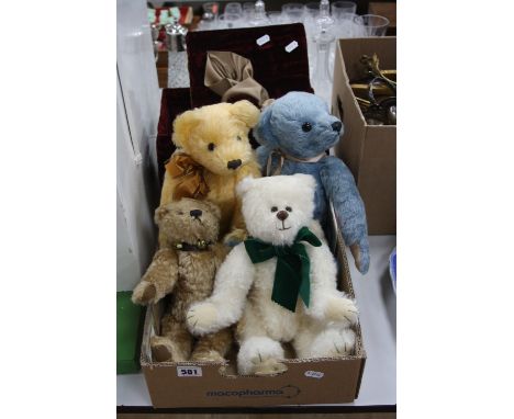 A QUANTITY OF MERRYTHOUGHT COLLECTORS BEARS, all with certificates and a velvet covered box and lid