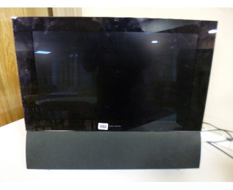 A BANG AND OULFSEN BEOVISION SIX FLAT SCREEN TELEVISION, type No 9202 item 1813817 and original remote