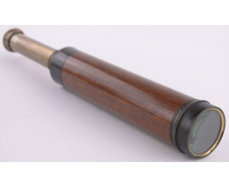 A Victorian brass and mahogany 4-section telescope,by Howard of Southampton, main section length 23cm extending to 75cm.