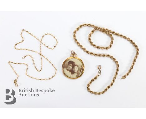 9ct gold rope chain, approx 44 cms in length, stamped 375, approx 6.28 gms. This lot includes an Edwardian 9ct yellow gold an
