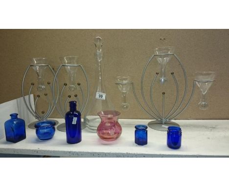 A mixed lot of glassware including decanter
