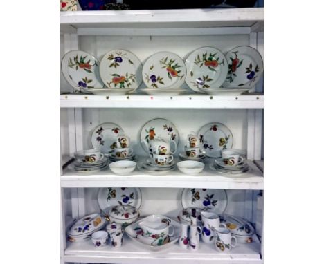 Approximately 60 pieces of Royal Worcester tea and dinner ware
