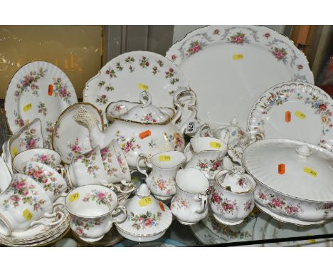 A COLLECTION OF ROYAL ALBERT TEA AND DINNER ITEMS, VARIOUS PATTERNS, including six Moss Rose pattern tea cups and saucers, a 