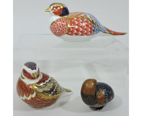 A Royal Crown Derby porcelain model of a pheasant, 7cm tall, together with a Royal Crown Derby model of a bird and a cloisonn