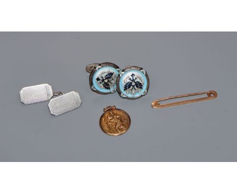 A 9ct gold pendant, a yellow metal bar brooch, a pair of 925 and enamel cufflinks and a silver cufflink.