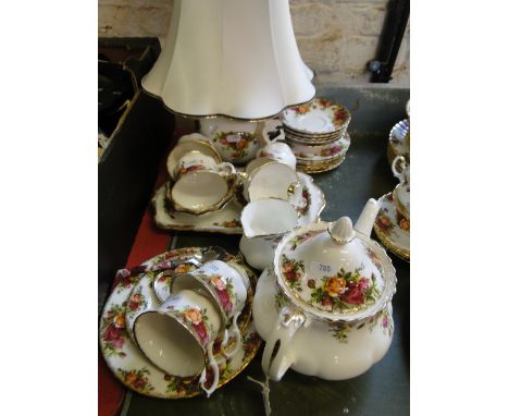 Royal Albert "Old Country Roses" tea service with teapot and matching table lamp.