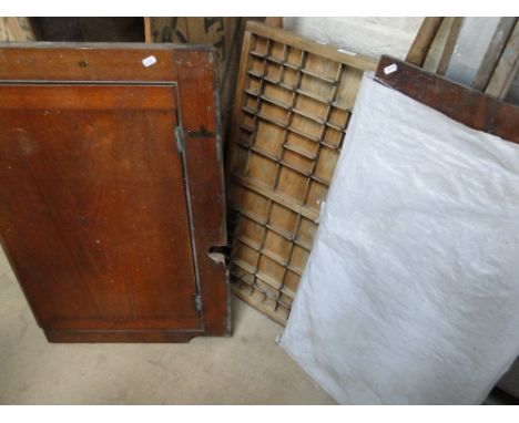 Georgian mahogany commode top, sack scale & a  printers tray