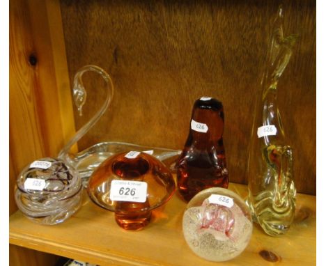 Langham & Caithness paperweights, fish and seal, etc.