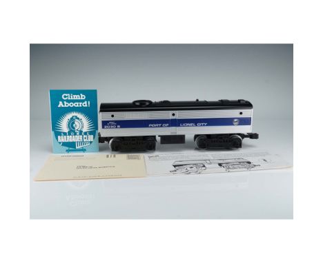 Lionel O Gauge diesel locomotive unit 2030B, marked "Port of Lionel City," features a classic silver and blue color scheme wi