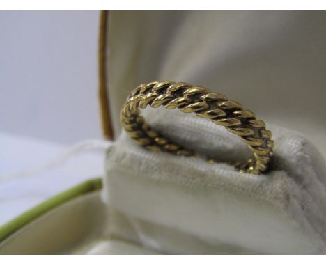 9ct YELLOW GOLD CURB STYLE RING, approx 2.5 grams, size O/P 