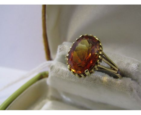 14ct YELLOW GOLD CITRINE RING, size M/N 