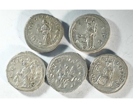 5x silver antoninianii of Philip I (244 - 249 CE) 5x silver antoninianii of Philip I (244 - 249 CE) consisting of: Emperor on