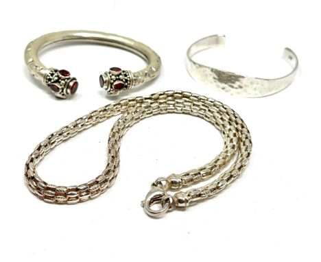 3 vintage silver items of jewellery inc 2 bangles 7 necklace weight 60g bangle missing stone 
