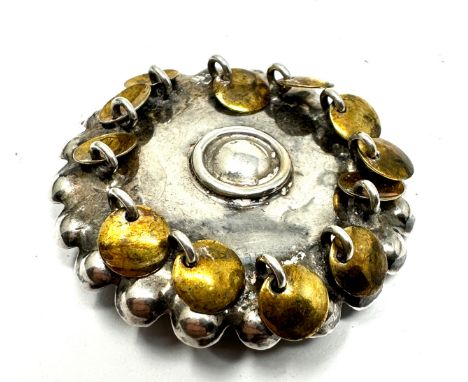Vintage Norway G dunker silver wedding brooch hallmarked 830s G.DUNKER KAUTOKEINO HANDARBELIDE measures approx 4cm dia 