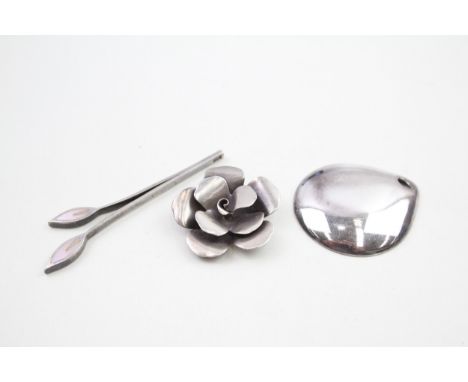 Three silver pendants including a piece by John R Fox (47g) 