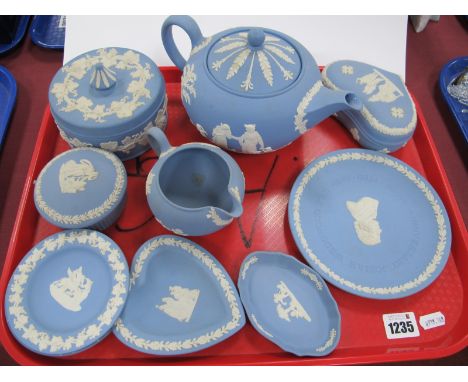 Wedgwood Powder Blue Jasper Ware Pottery, to include teapot, trinket boxes, ashtrays, etc.Lot 1235 - 1) Teapot - staining to 