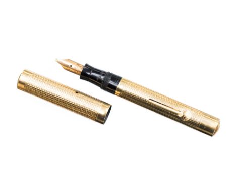An 18 carat gold Swan self filling fountain pen, engine turned body and cap, lever filler, screw cap, in leather Mabie, Todd 