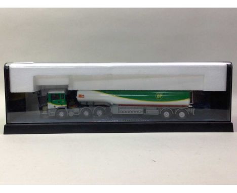 CORGI MODERN TRUCKS MODEL 75103 ERF Tanker - BP, boxed