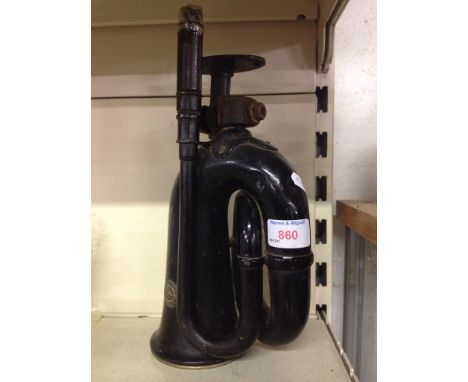 VINTAGE CAR HORN      G4