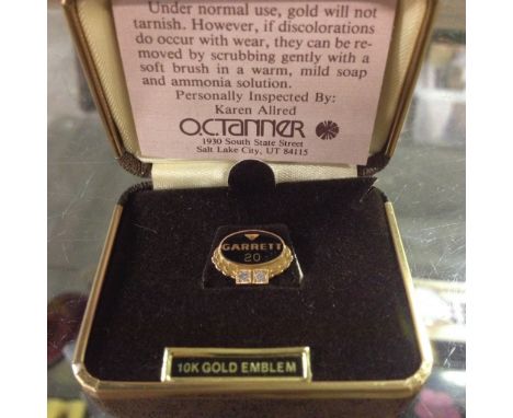 DIAMOND SET GOLD BROOCH   C