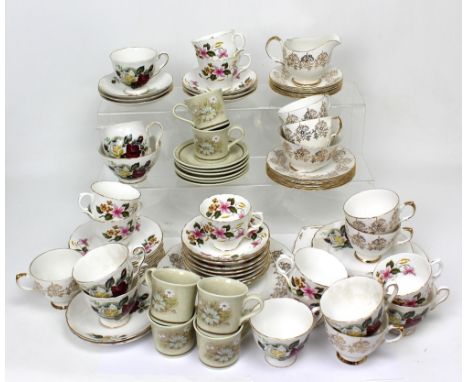 A mixed lot of ceramics to include a Gainsborough part tea service with gilt floral decoration on a white ground.